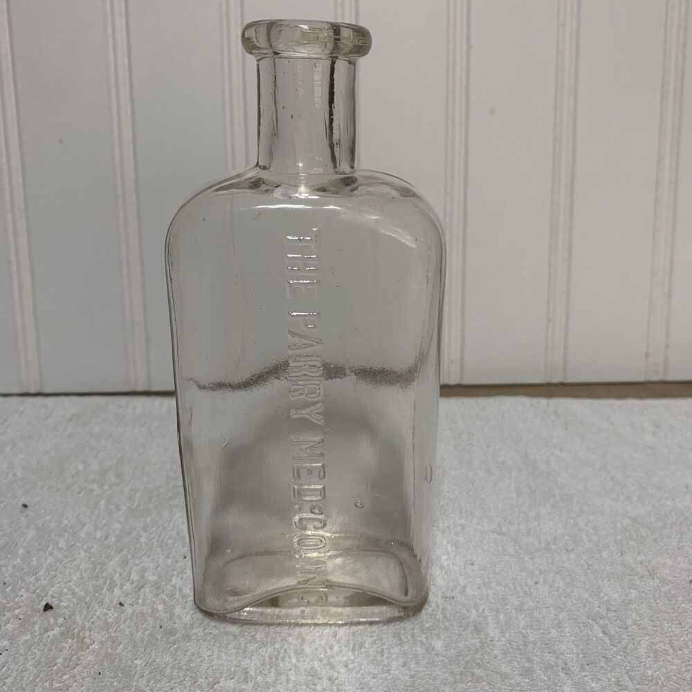 Vtg Very Clean “Parry Med. Co. Inc.” Medicine Bottle 6 1/4” T
